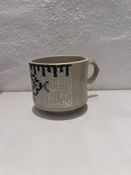 Korsstingskop med hank