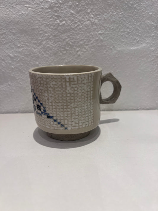 Korsstingskop med hank